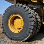 EM (Earth Mover Tire Molds) Reifen bei Reifen Mielke in Delbrück Galeriebild